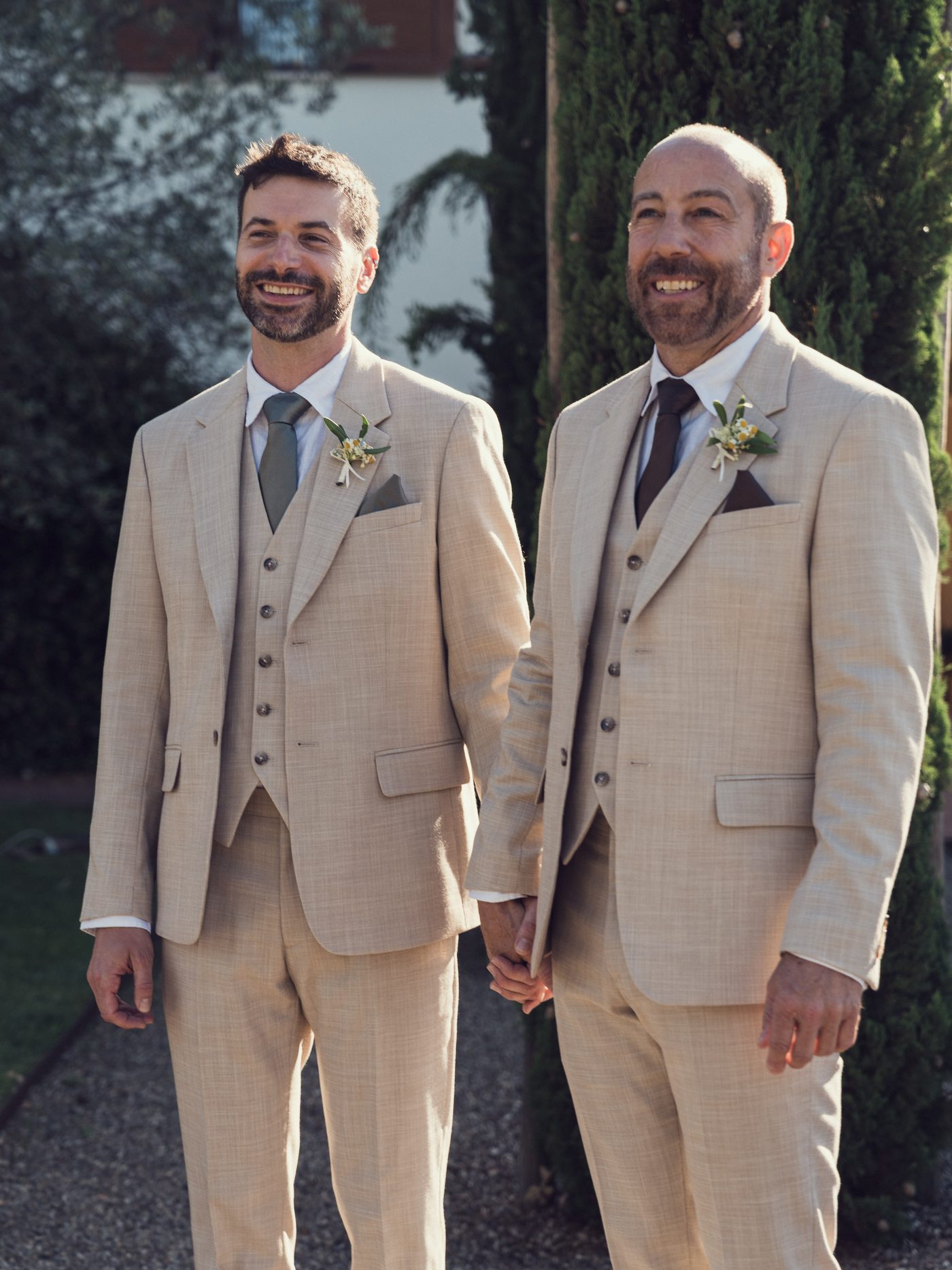 Ritratto di coppia dopo la cerimonia — fotografo matrimonio Toscana